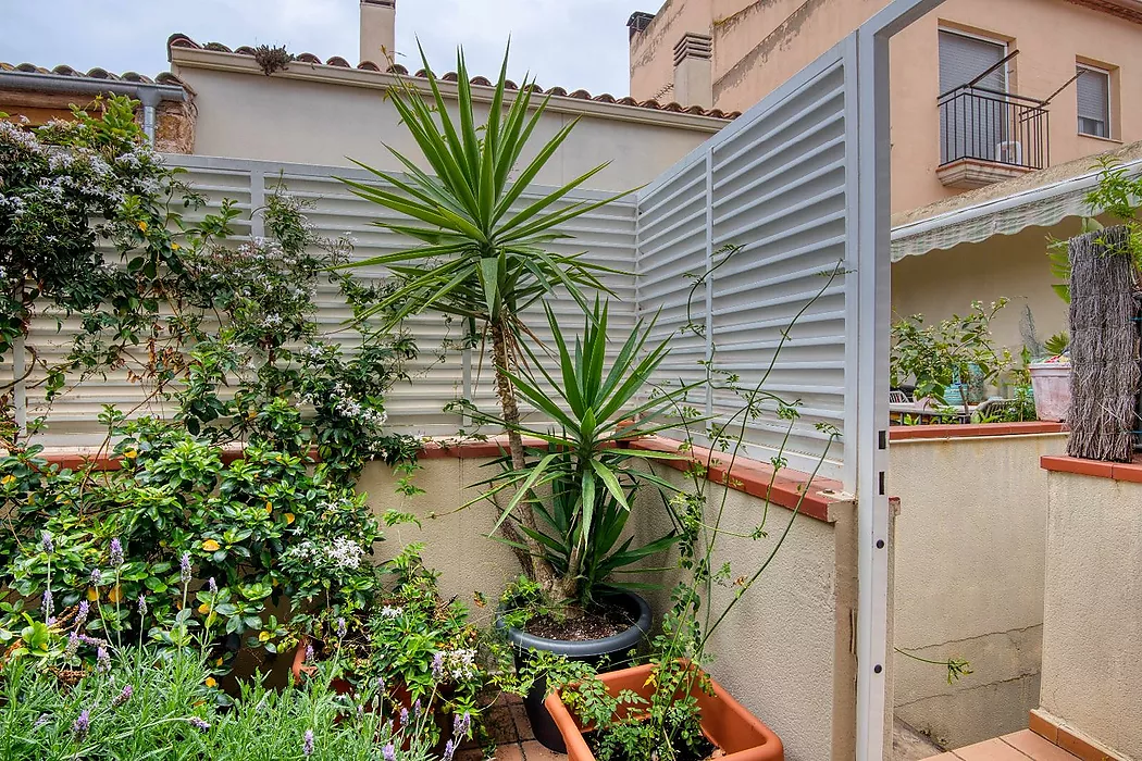 Charmante maison jumelée dans l'Eixample.- Sant Feliu de Guíxols