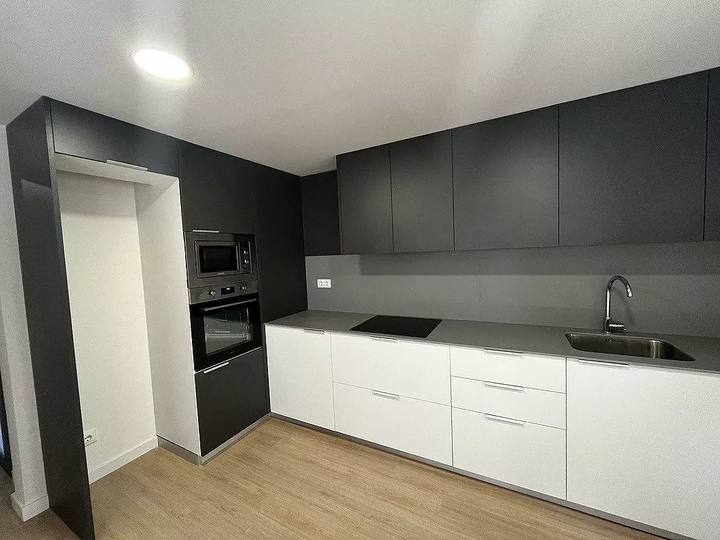 Brand new renovated apartment