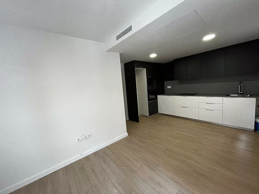 Brand new renovated apartment