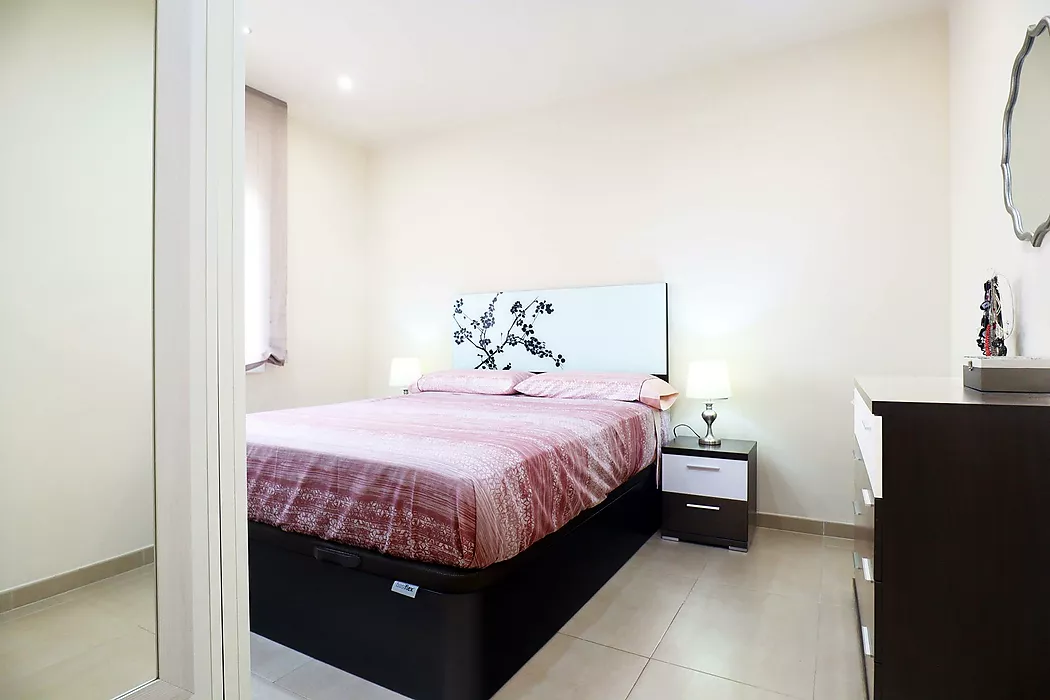 Exclusiu apartament a segona línia de mar.