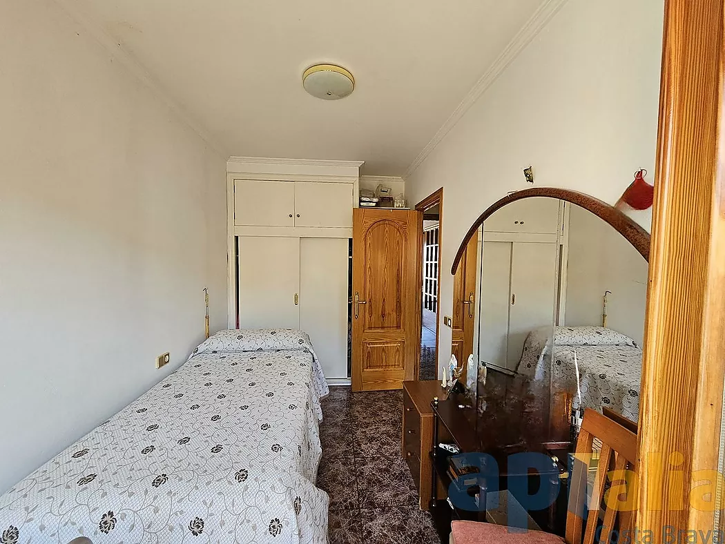 CASA ADOSADA EN VENTA EN ZONA TRANQUILA DE PALAMÓS