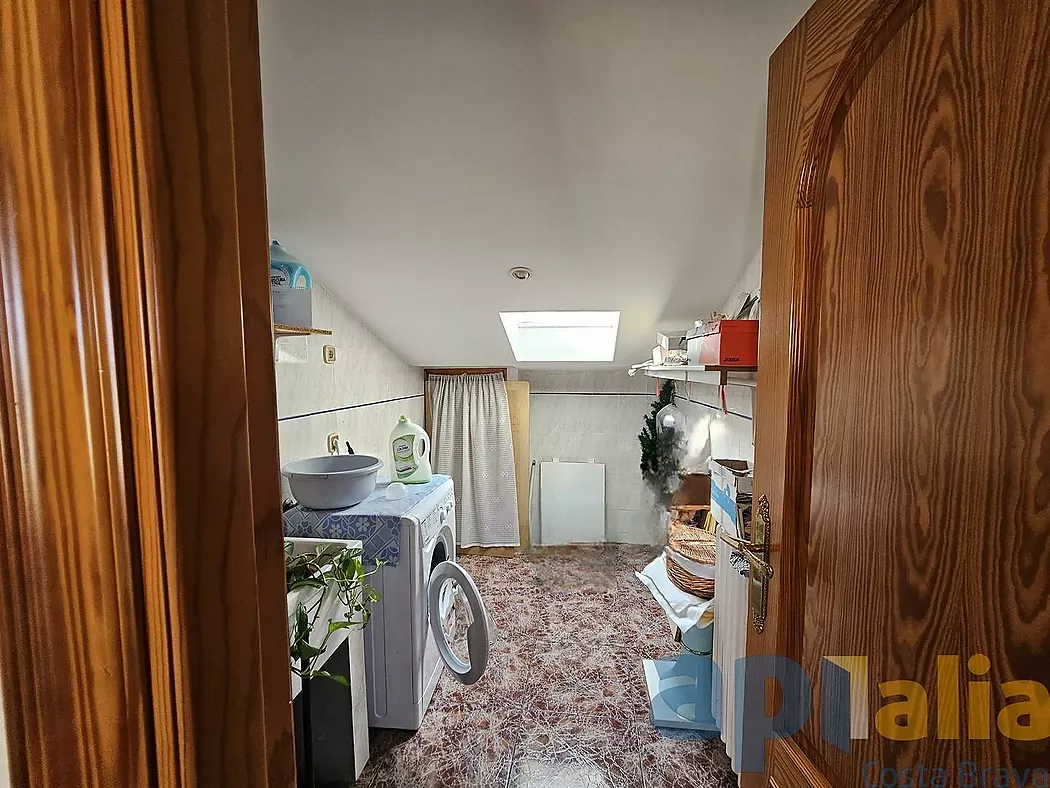 CASA ADOSADA EN VENTA EN ZONA TRANQUILA DE PALAMÓS