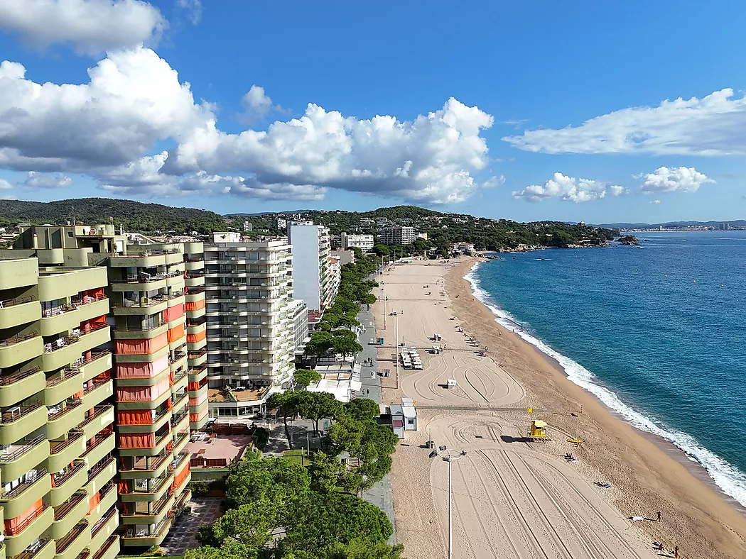 Apartament a Platja d'Aro amb fantàstiques vistes al mar!