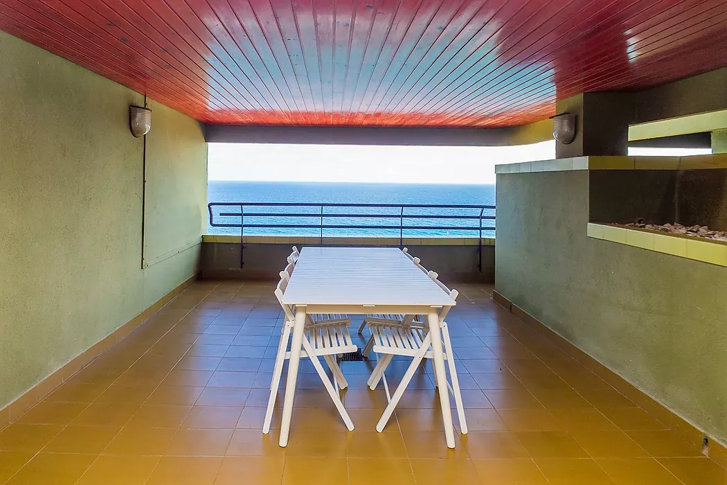 Apartament a Platja d'Aro amb fantàstiques vistes al mar!