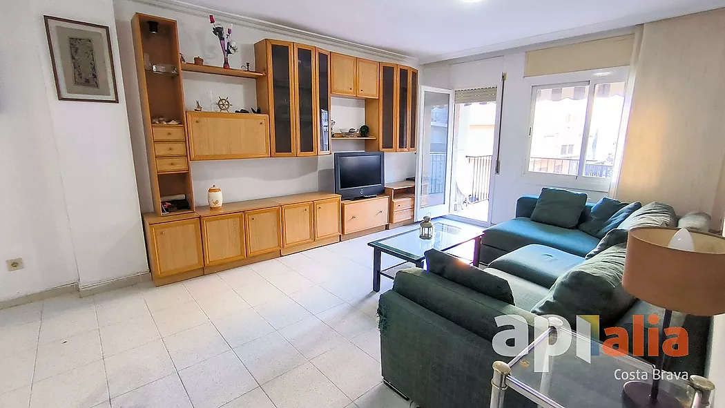 APARTAMENTO EN PALAMÓS A SOLO 5 MINUTOS DE LA PLAYA