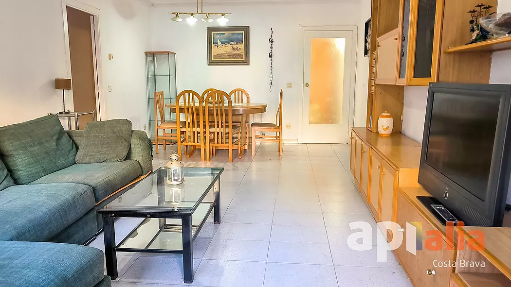 APARTAMENTO EN PALAMÓS A SOLO 5 MINUTOS DE LA PLAYA