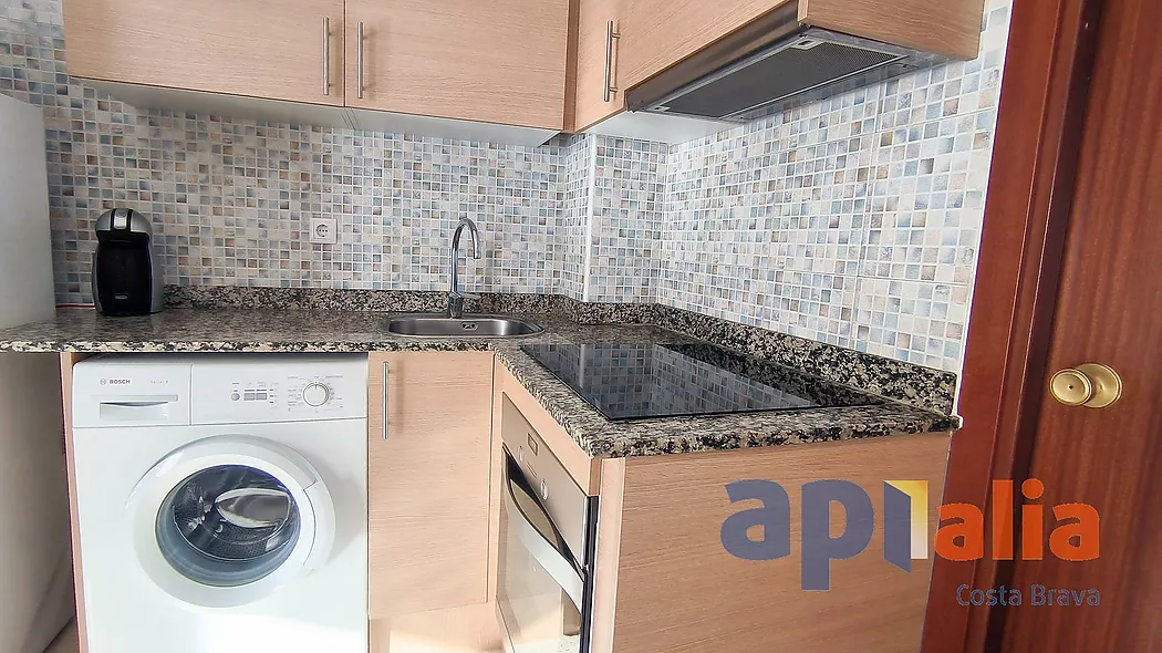 APARTAMENT  EN VENDA A SANT ANTONI DE CALONGE