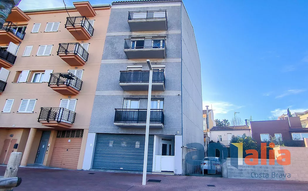 APARTAMENT  EN VENDA A SANT ANTONI DE CALONGE