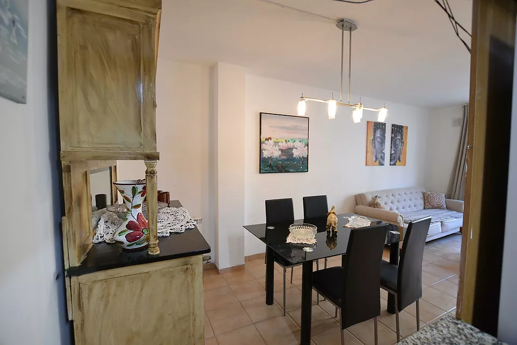 Charming apartment in the center of Calonge