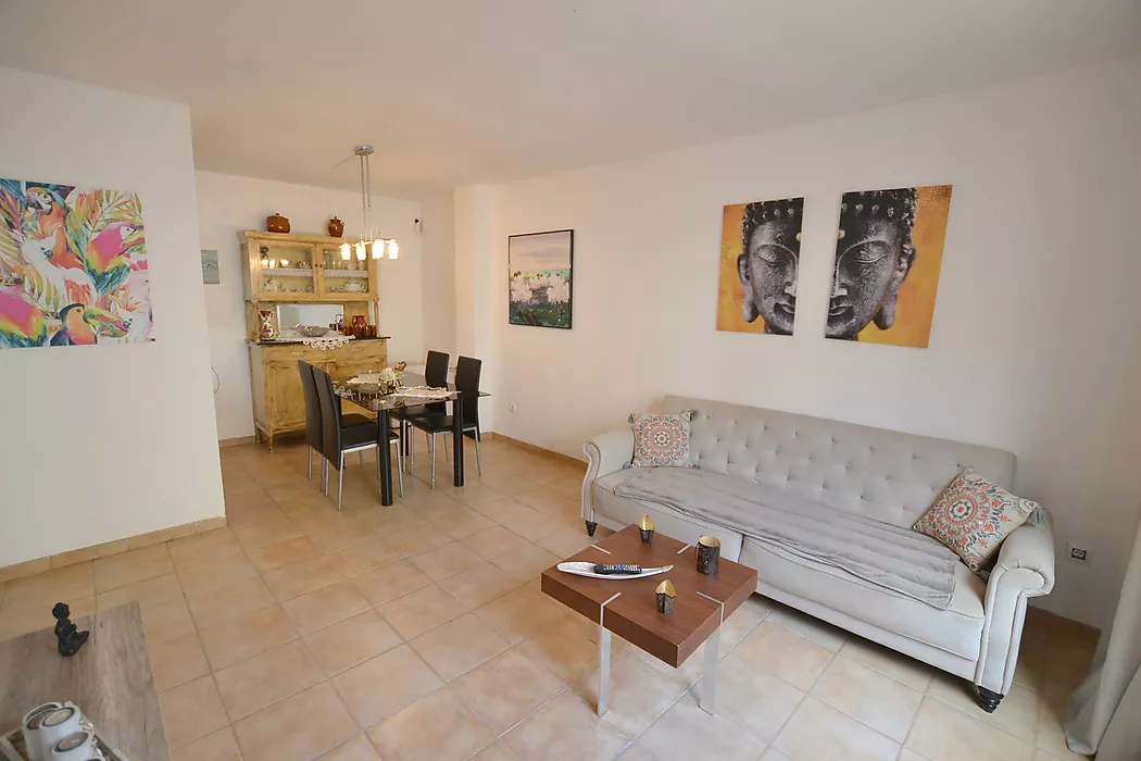 Charming apartment in the center of Calonge